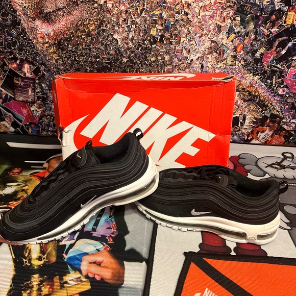 Air Max 97 - Picture 2 of 6